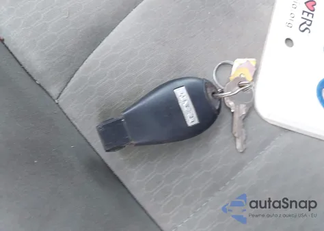 2015 Ram 1500 Tradesman z USA, uszkodzony, nr VIN 3C6JR7DT1FG560385